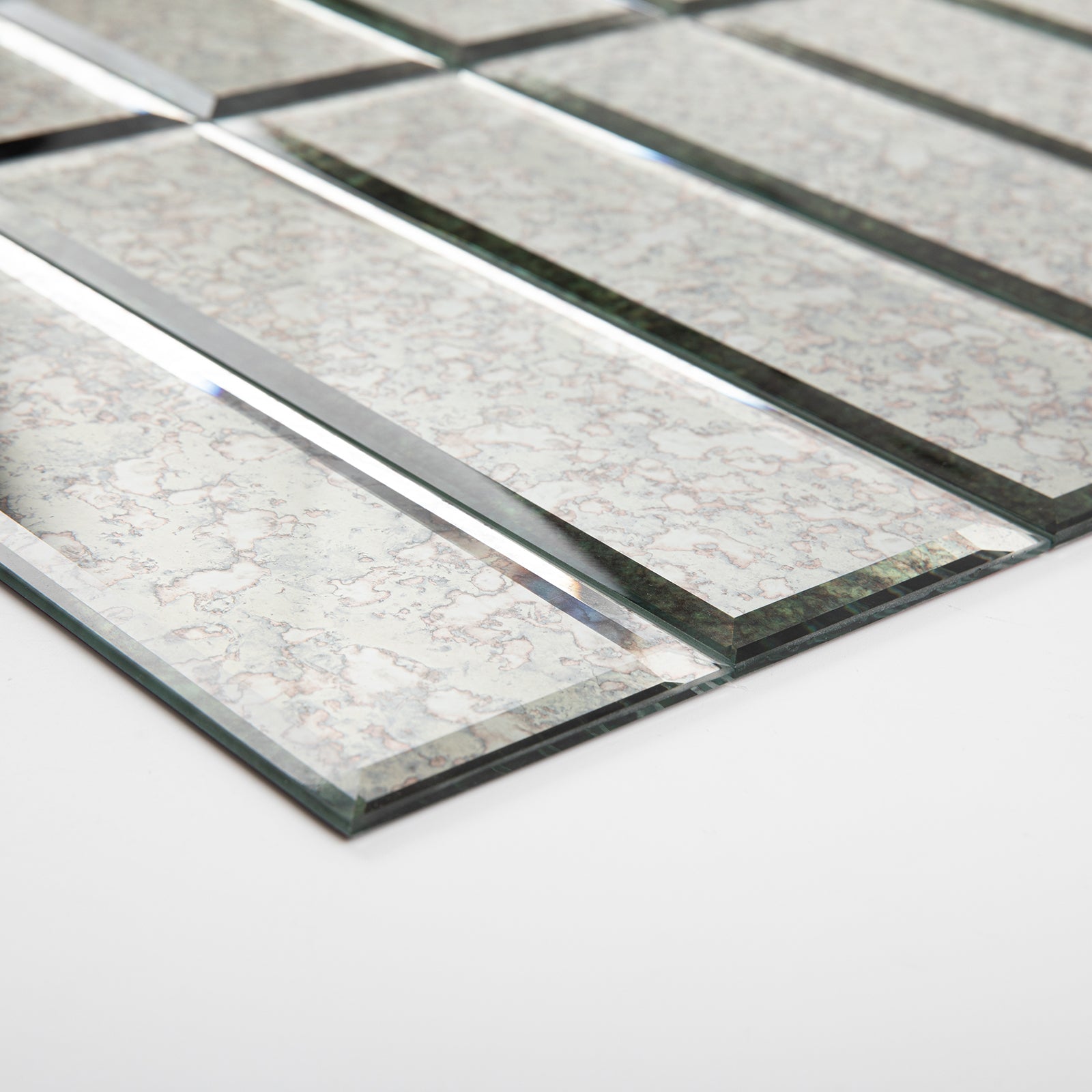 Antique Mirror Glass Subway Tile with Beveled Edge, Peel and Stick, 3*10 inch, Silver, MT23