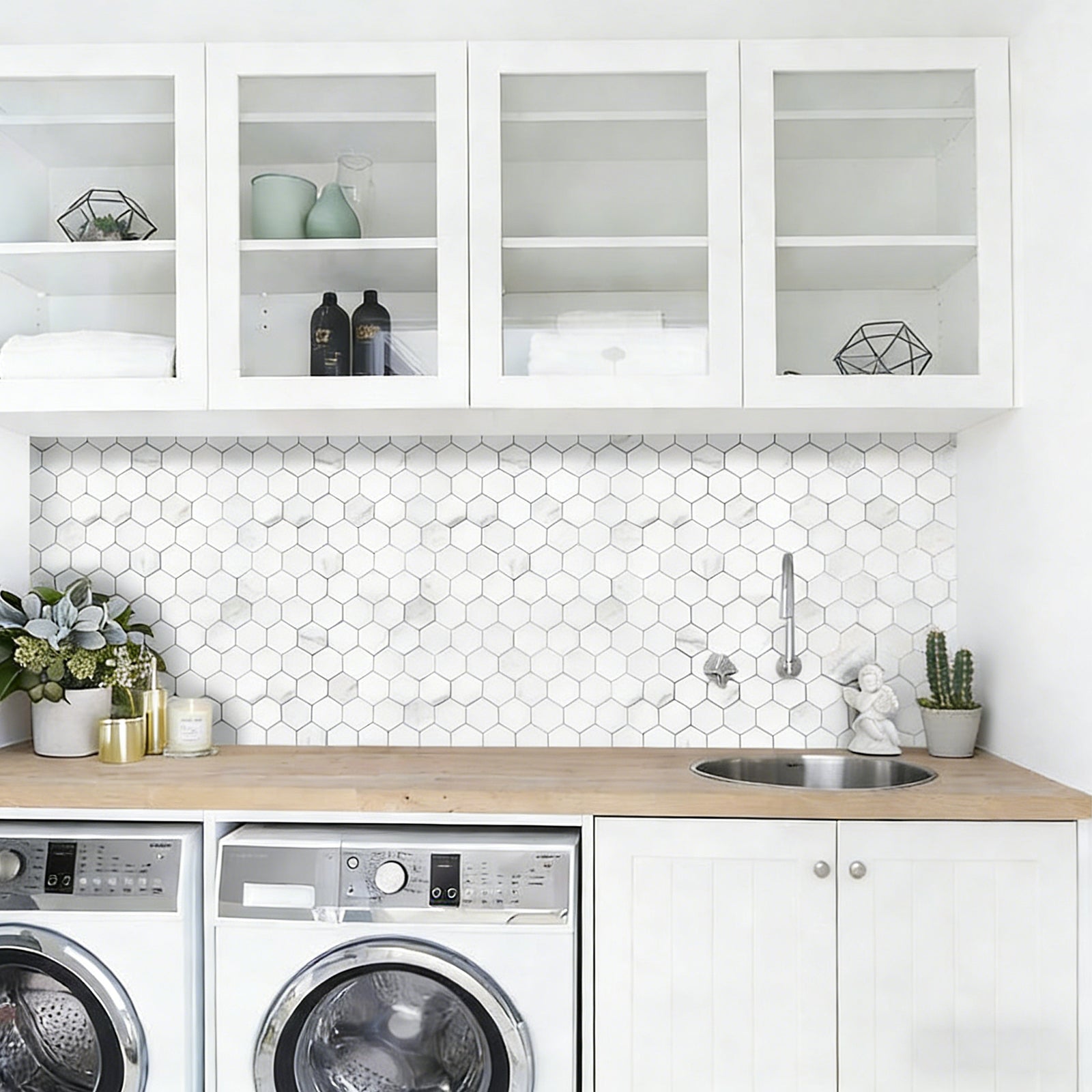 Aura Calacatta Marble Mosaic Tiles, 2 inch Hexagon, Tumbled, 5 Sheet, CA52