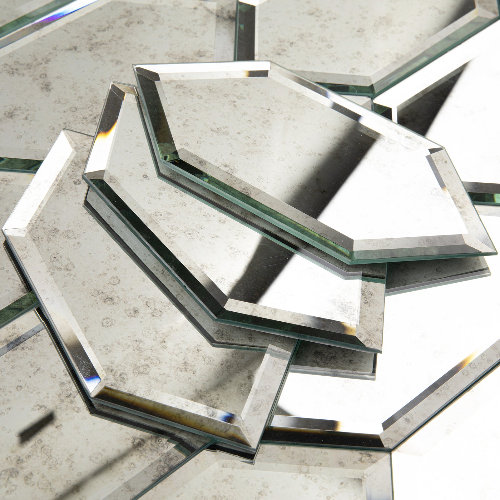 Mirror Backsplash Glass Tiles, Peel And Stick, Light Antique, Long Hexagon, 4*6 inch, Beveled Edge, MT48