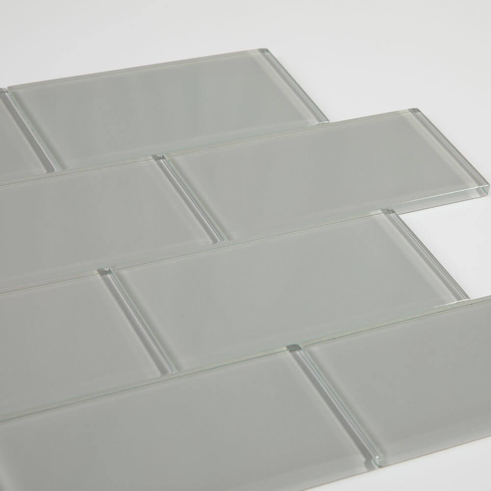 Light Grey Glass Subway Tile 3 x 6 Inch (40-Pack, 5 Sq.Ft)